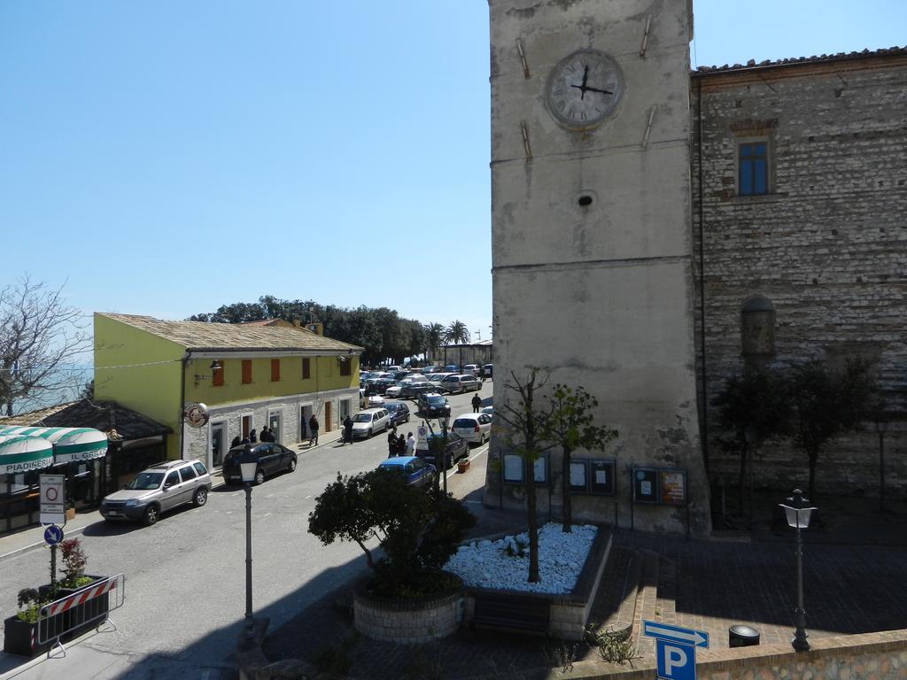 Affittacamere Le Tre Sorelle Sirolo Exterior foto
